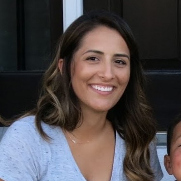 Meet your Posher, Kristen - Picture 1 of 1